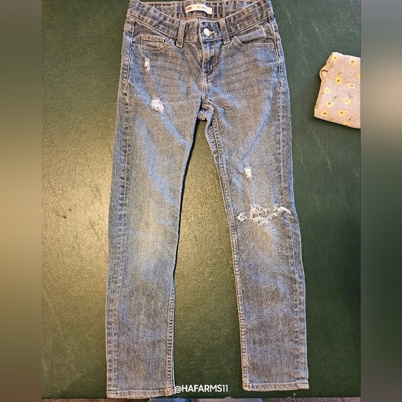 Levi and Old Navy Girls Outfit - Picture 5 of 12